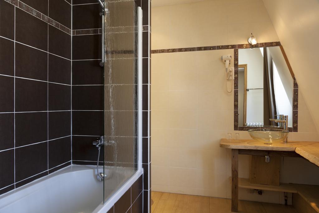Hotel Des Alpes Le Bourg-d'Oisans Room photo